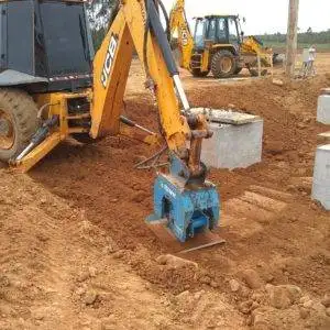 Compactador Hidráulico Vibratório Estapac 400