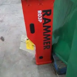 R03P de 180 kgs para Mini Escavadeiras de 2.2 a 4.4 Ton.