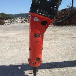 Rammer 999 de 505 kgs para Retros e Escavadeiras de 4 a 13 Ton.
